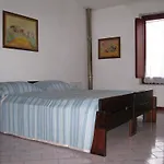 Li Fringi 2* Torchiara