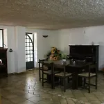 Li Fringi Oda ve Kahvaltı 2*