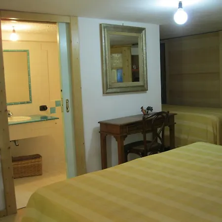Li Fringi Bed & Breakfast 2*