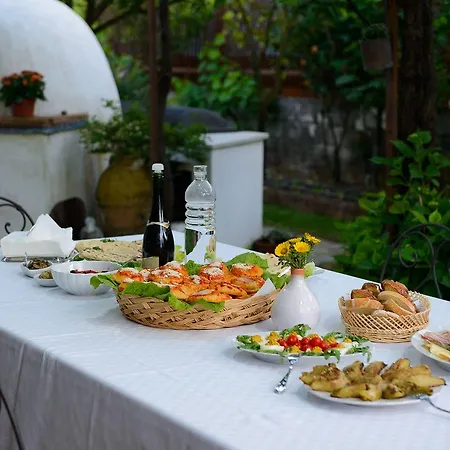 Alojamento de Acomodação e Pequeno-almoço Li Fringi Torchiara