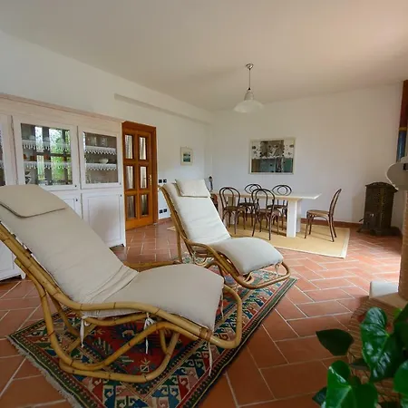 Li Fringi Bed & Breakfast 2*